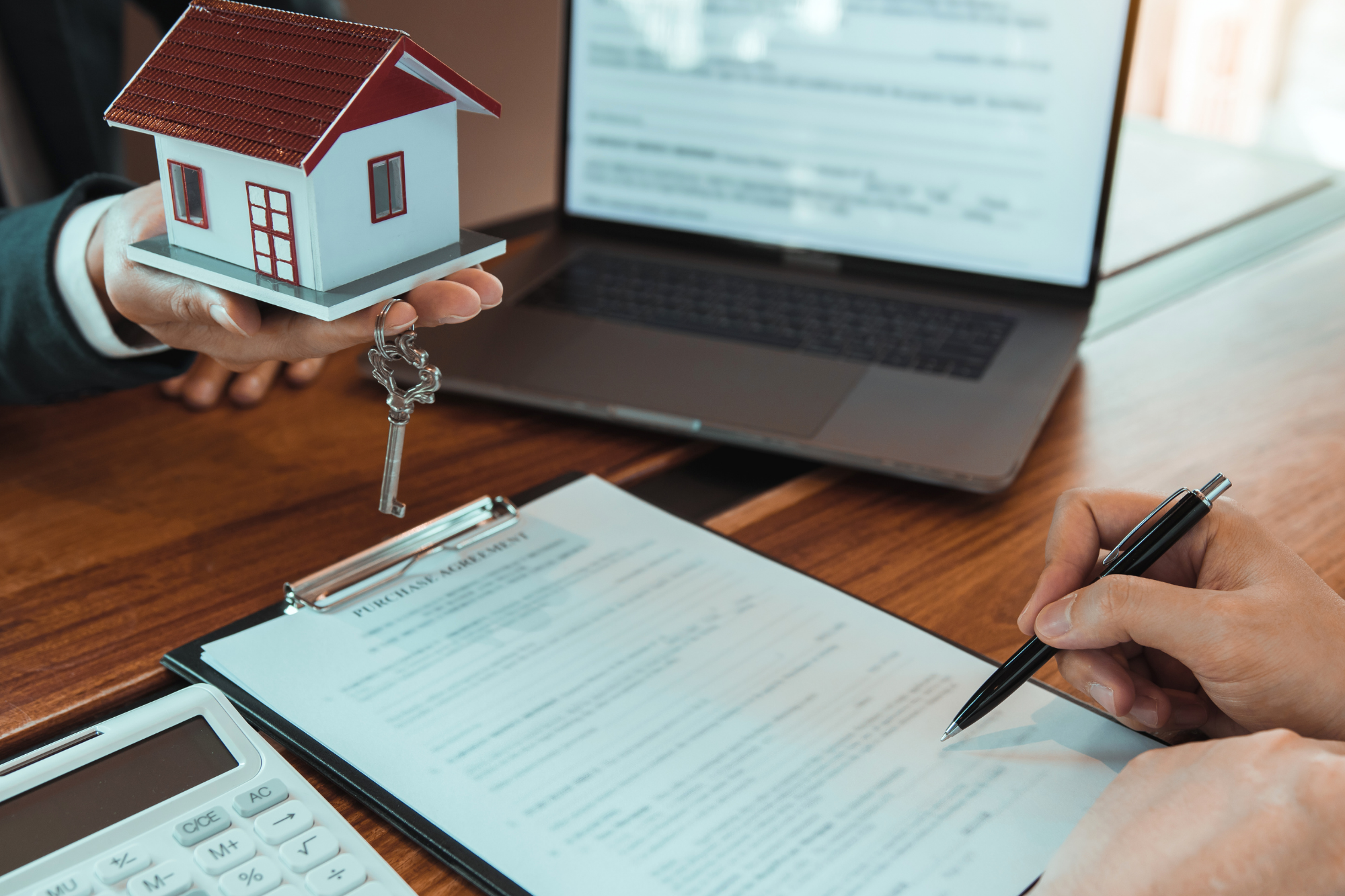 E-CONTRACTS IN REAL ESTATE TRANSACTIONS